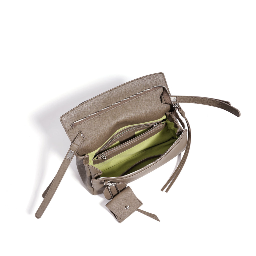 Sac bandoulière Luxe discret en cuir - vue 7