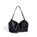 Sac à main oreiller noir en croûte de cuir - vue 5
